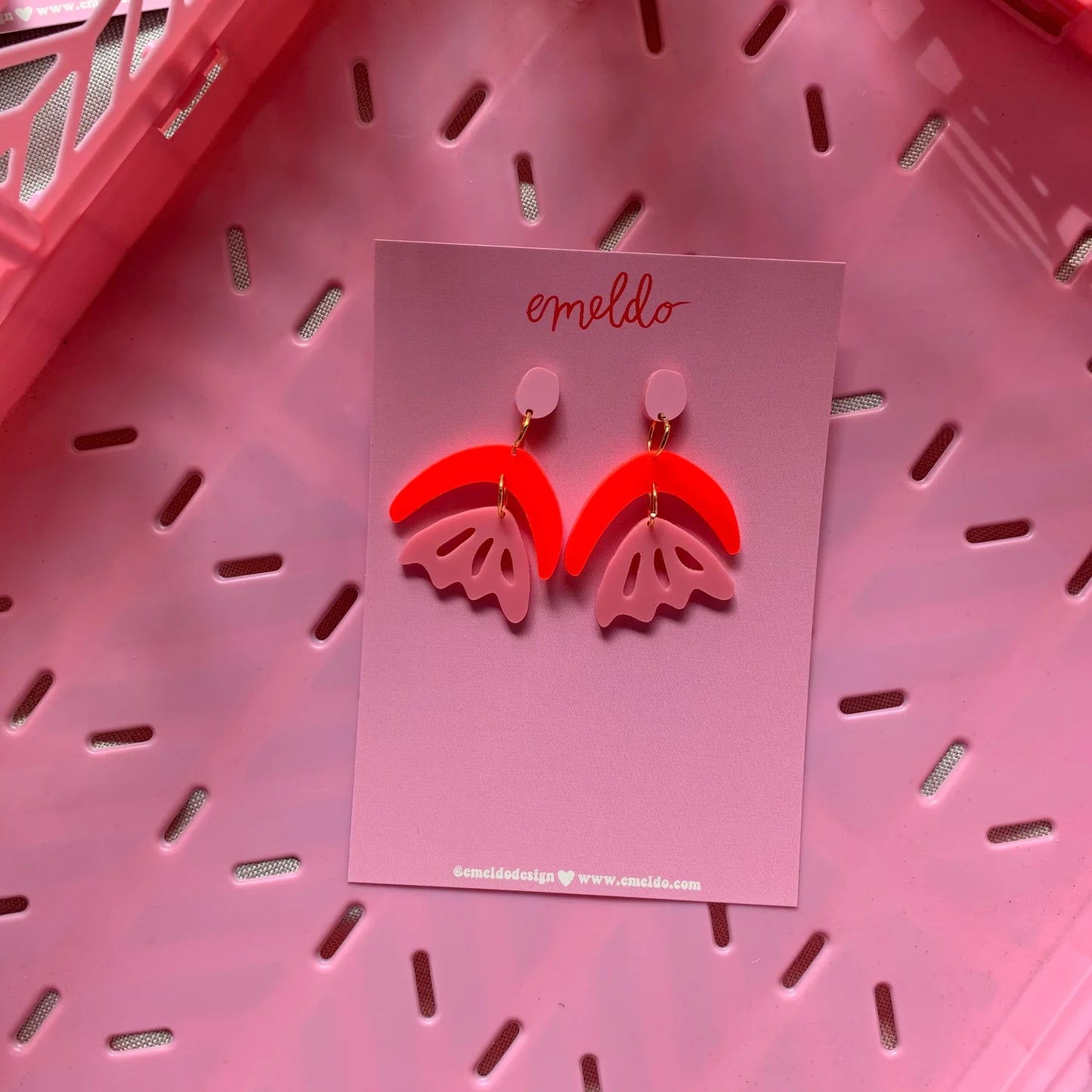 Pink and red arch shape, flower, pink stud top earrings.