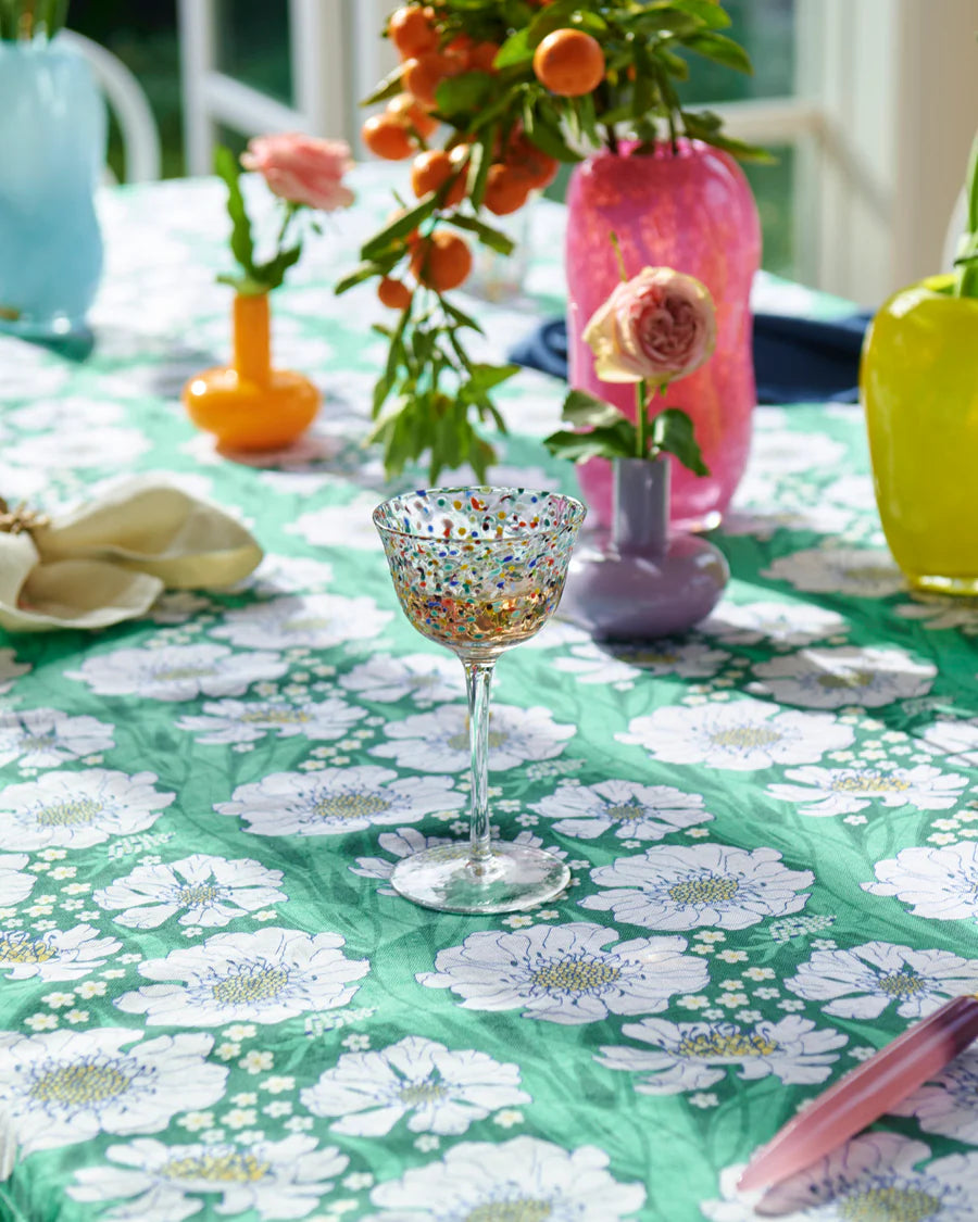 Tumbling Flowers Standard