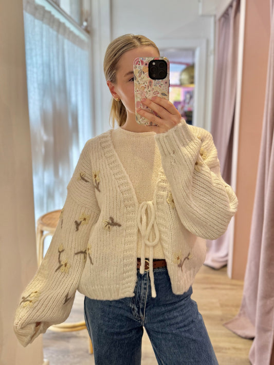 Indi Cardi Cream