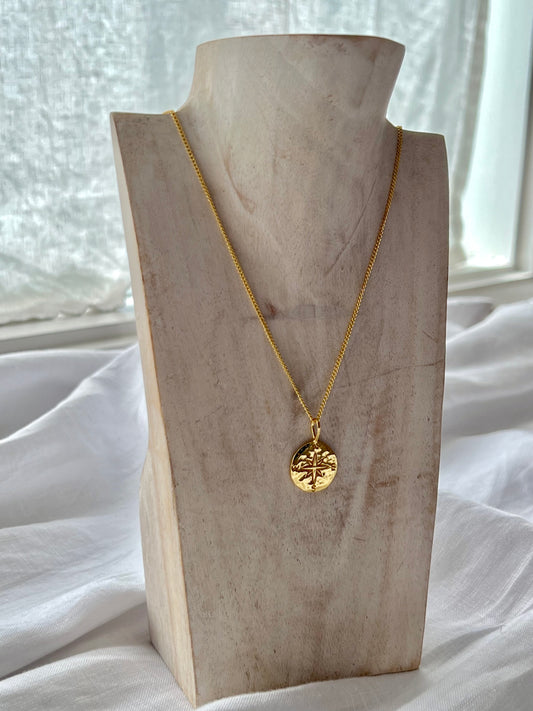 Wanderer Necklace Gold