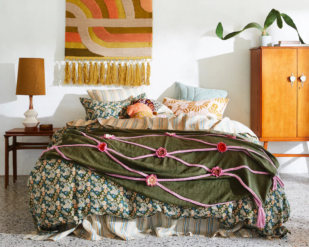 Loveat Khaki Linen Quilt Cover