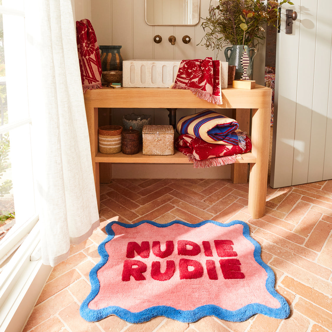 Amalie Nudie Mat Hibiscus
