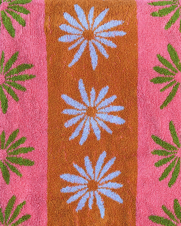 Little Daisy Hand Towel