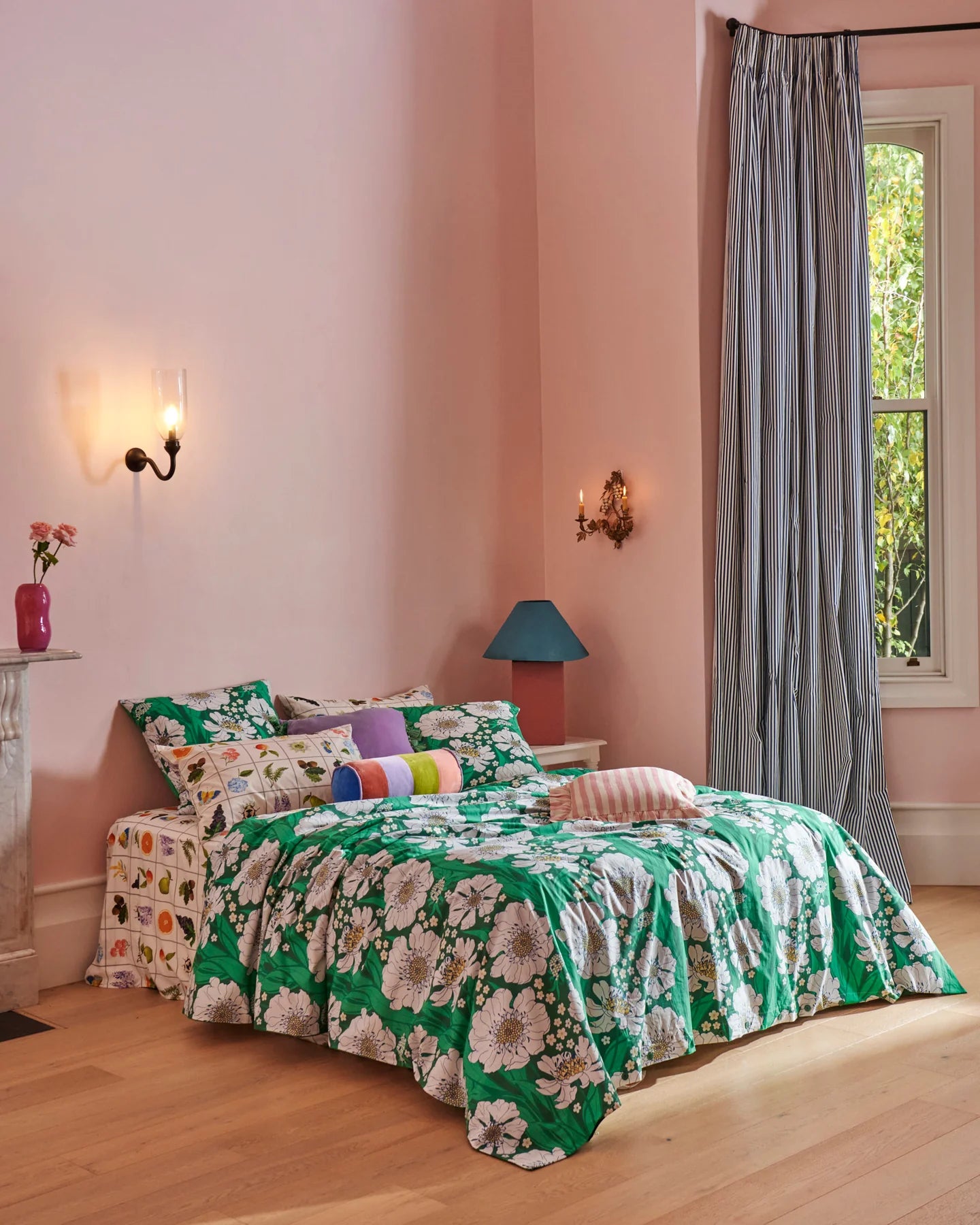 Tumbling Flowers Green Cotton Pillowcases