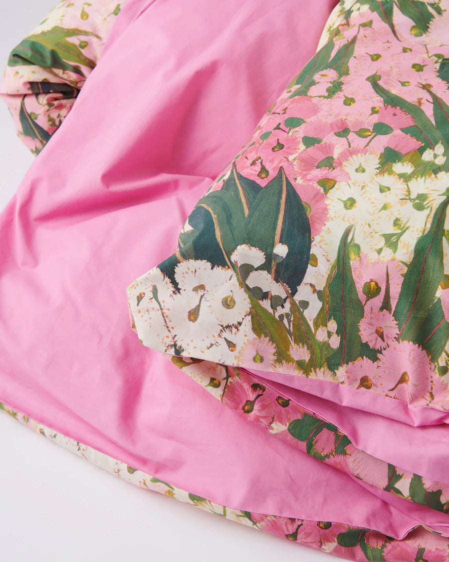 Bush Blossom Quilt Cover