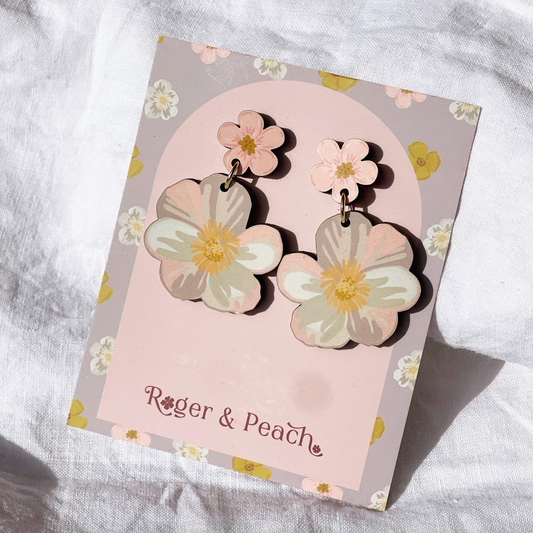 Flower Earring - Pink