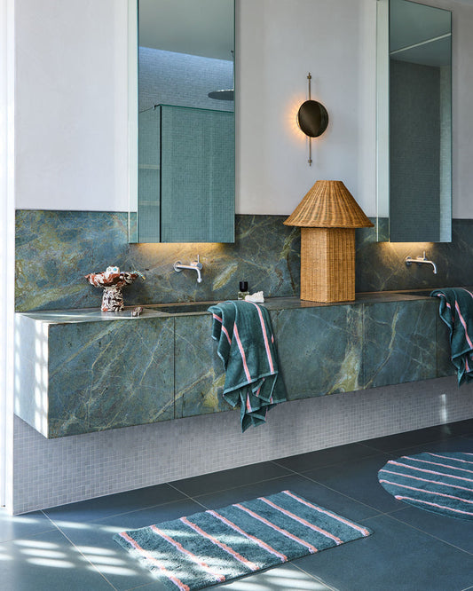 Wakame Crush Stripe Bath Mat